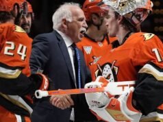 Joel Quenneville se torna o segundo técnico da NHL com 1.000 vitórias