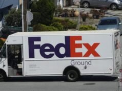 A FedEx afirma que devolverá aos clientes todos os reembolsos que receber das tarifas Trump