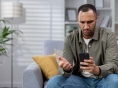 Homem indignado com o que acontece com fones de ouvido no aeroporto: ‘Me deixou tão bravo’