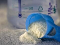 Leite infantil contaminado: cinco investigações abertas em Paris especificamente por perigo