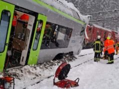 Cinco pessoas ficaram feridas após descarrilamento de trem nos Alpes Suíços