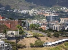 Venezuela liberta 80 presos políticos, mais de 1.500 aguardam