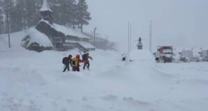 Avalanche na Califórnia: oito dos nove esquiadores desaparecidos morreram