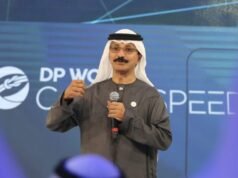 Presidente da DP World renuncia após documentos revelarem ligações com Epstein