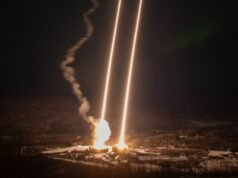 NASA lança missão de foguete duplo do Alasca para estudar misteriosa aurora negra