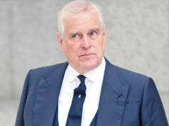Ex-príncipe Andrew preso por acusações de abuso contra Jeffrey Epstein