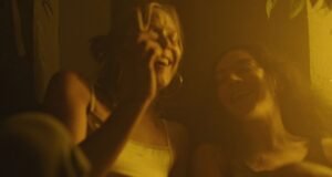 Charlie 90 estrelas no filme de Pete Ohs