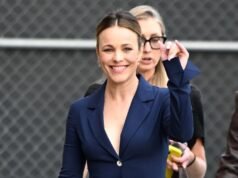 Rachel McAdams abandonou o jeans para este look de vestido lisonjeiro