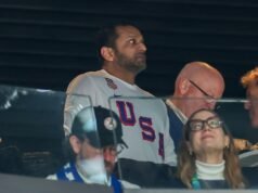 Kash Patel aparece no fim de semana divertido da equipe de hóquei dos EUA após a conquista da medalha de ouro