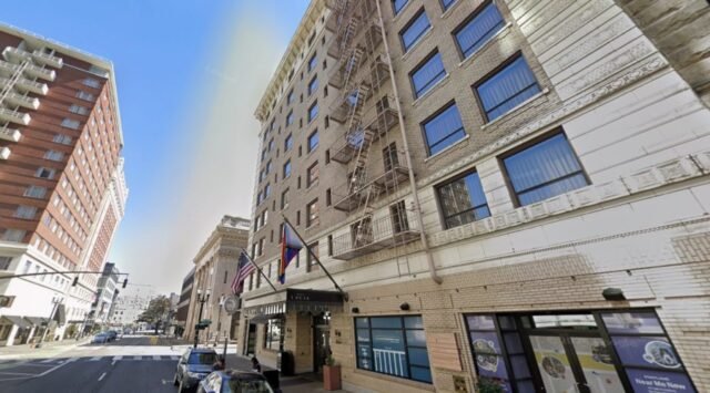 Hotel-Lucia-in-downtown-Portland-courtesy-Google-Maps-Street-View.-.jpg