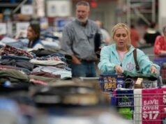 A inflação anual caiu para 2,4 por cento em Janeiro, abaixo das expectativas