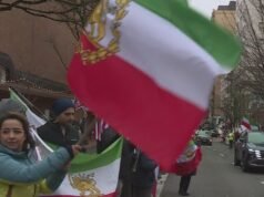‘O mundo está em silêncio’: Portland se junta ao dia de ação global para protestar contra o regime iraniano