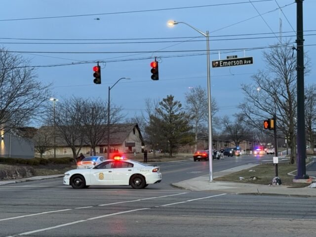 Police-respond-to-officer-involved-shooting-in-Beech-Grove.jpg