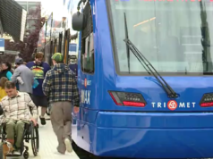 A TriMet está enfrentando cortes de serviços e preocupações de segurança em meio a uma lacuna orçamentária anual de US$ 300 milhões
