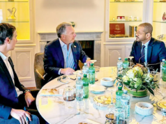 O Irão e os EUA mantiveram conversações indiretas em Genebra numa altura em que as tensões nucleares aumentaram