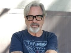 A forma de morte de Robert Carradine foi considerada suicídio pelo consultório médico