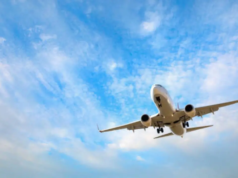 Companhias aéreas cancelam dezenas de voos para o México devido à violência