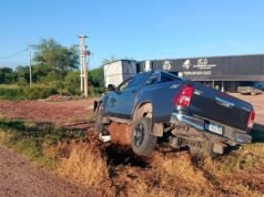 Um violento acidente na Rota Provincial 92 deixou uma van destruída em Anatuya