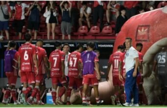 Argentinos reviveram o trauma do pênalti, ficando de fora da Libertadores e redes sociais explodiram com memes