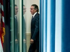 Burgum: A moratória do data center de Sanders é como agitar uma ‘bandeira de rendição’ na China