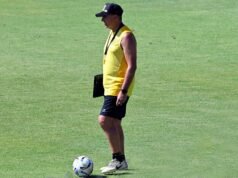 Estreia de Carlos Meyer e Mitre em casa “Precisamos vencer em casa e melhorar”