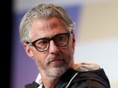 Milhares de ativistas assinam petição para remover Casey Wasserman do cargo de presidente do LA28