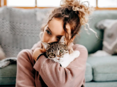 Estudo encontra semelhanças genéticas em mutações de câncer de mama em gatos e humanos