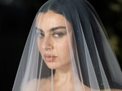 Charli XCX, Doechii e Troye Sivan lideram a onda de ensaios da estrela pop Substack