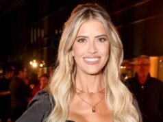 Fotos de Christina Haack de biquíni durante as férias em St. Barth com o namorado