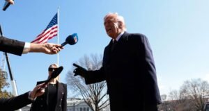 Trump falou de uma “tomada amigável” de Cuba e confirmou conversações com o regime