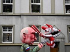 NAS FOTOS | O tradicional carnaval da Alemanha não faz Vladimir Putin rir