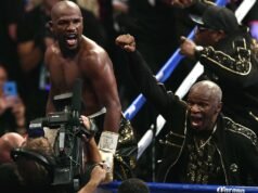 Floyd Mayweather anunciou seu retorno ao boxe após se aposentar há 9 anos