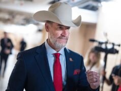 O deputado Greg Steib apresentou um projeto de lei para acabar com o programa de visto H-1B