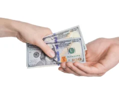 Dar dinheiro às pessoas não causou mais danos ou mortes