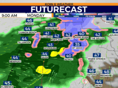 Um rio de chuva atmosférica continuou a cair ao redor de Portland na segunda-feira