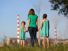 Poluição do ar associada ao aumento do risco da doença de Alzheimer para 28 milhões de americanos mais velhos