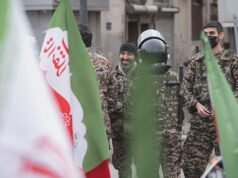 Dezenas de milhares de pessoas estão detidas em centros de detenção ‘caixa preta’ no Irã, segundo relatório