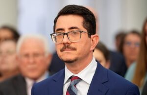 A carreira do promotor do condado de Travis enfrenta críticas renovadas de ‘branda com o crime’ após a acusação