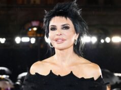 Lisa Rinna revela mãe que sobreviveu ao ataque assassino na trilha em novo livro de memórias