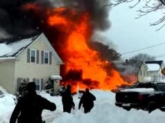 Explosão em casa em Massachusetts mata mãe e fere criança