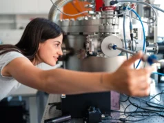 Ímãs 2D torcidos produzem skyrmions para armazenamento de dados ultradenso