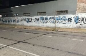 Não confundir com Costas: Grafites fortes vistos na pista de corrida