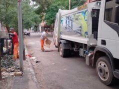O município realizou o serviço normal de coleta de lixo porta a porta no feriado de segunda-feira.