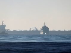 A frota paralela que transportava petróleo russo levou a Grã-Bretanha a monitorar o Canal da Mancha