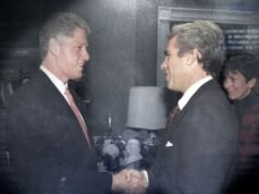 O que a Sky News descobriu sobre o relacionamento de Bill Clinton e Jeffrey Epstein | Notícias do mundo