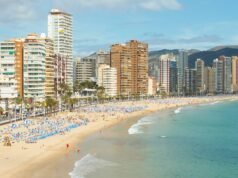 Dois britânicos presos em Benidorm por ‘falso sequestro para extorquir dinheiro’ | Notícias do mundo