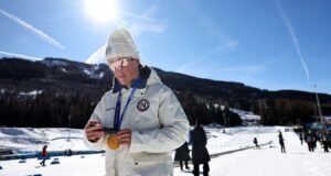 Johannes Hoesflot, do Klaebo da Noruega, comenta quinta medalha de ouro olímpica e 10ª geral nos Jogos de Inverno | Notícias do mundo