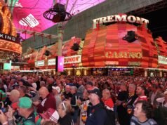 Super League no Las Vegas Notebook: Freemont Street Takeover – com personalidade, estilo e desempenho Erasure! | Notícias da Liga de Rugby