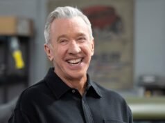 Tim Allen completa sua jornada de 13 meses de leitura da Bíblia e compartilha sua experiência de fé conosco