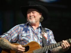 A cantora country Tracy Lawrence fala sobre o impacto duradouro das filmagens de 1991